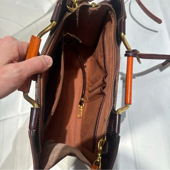 Old Trend Camden Convertible Medium Tote In Brown 100% Cowhide Leather MSRP $218 - Picture 10 of 16